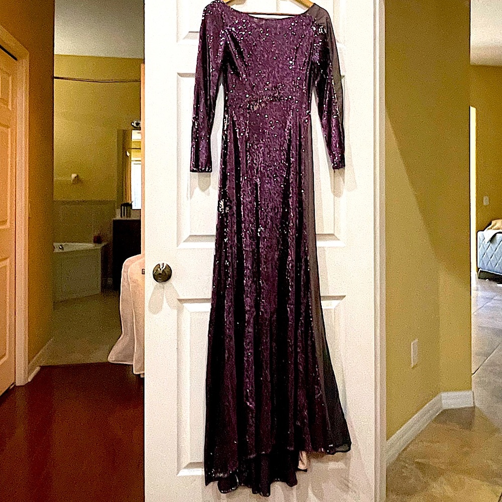 Purple & silver sequins dress made by the Venezuelan designer Giovanni Scutaro